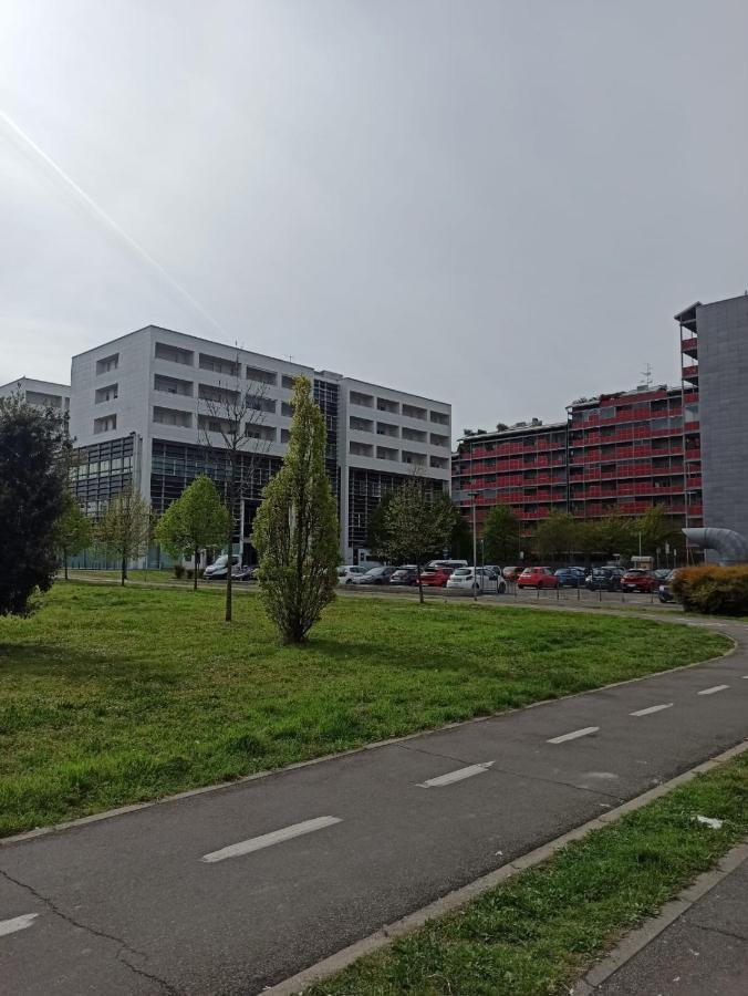 Apartamento Llhome Elegante Monolocale Ristrutturato Con Posto Auto Coperto Bolonha