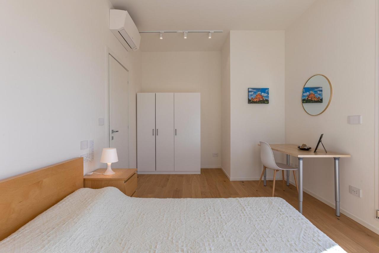 Hills View - Stunning Attic With Terrace Apartment