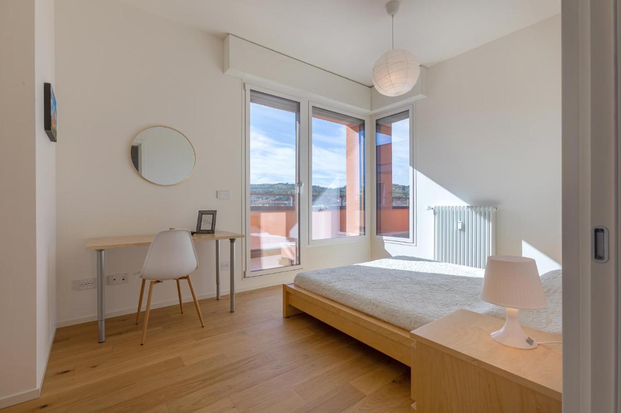 Hills View - Stunning Attic With Terrace Apartment Bologna