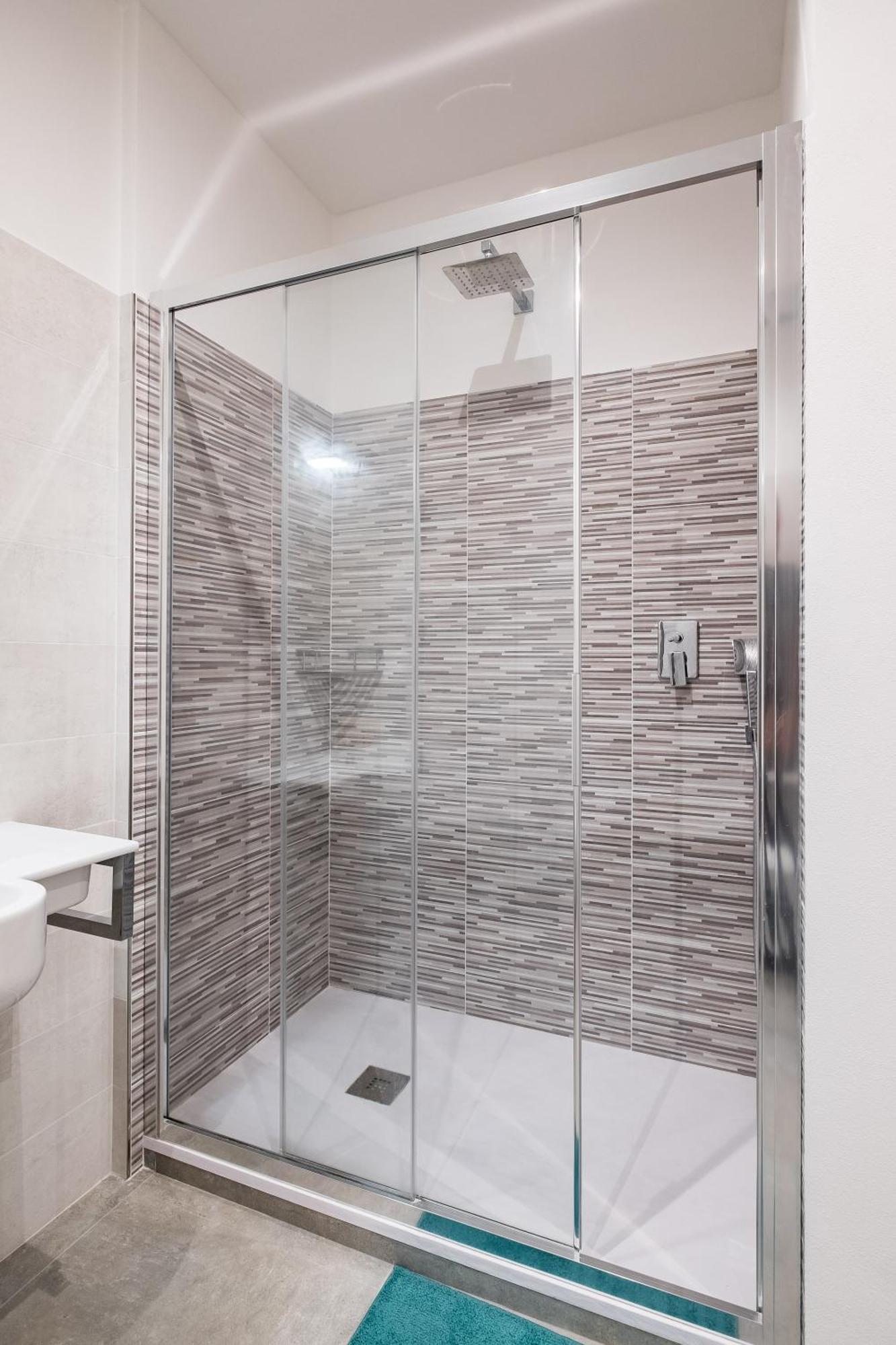 Apartamento Fiera 2 Checkin Automatico - Aperti H24 *