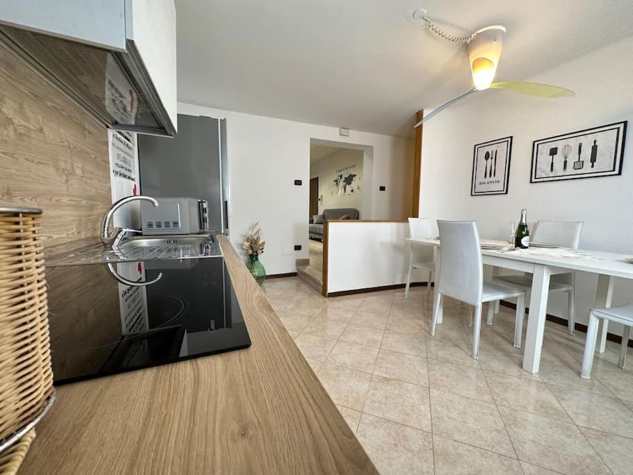 Marconi Free Parking / Near The Airport *