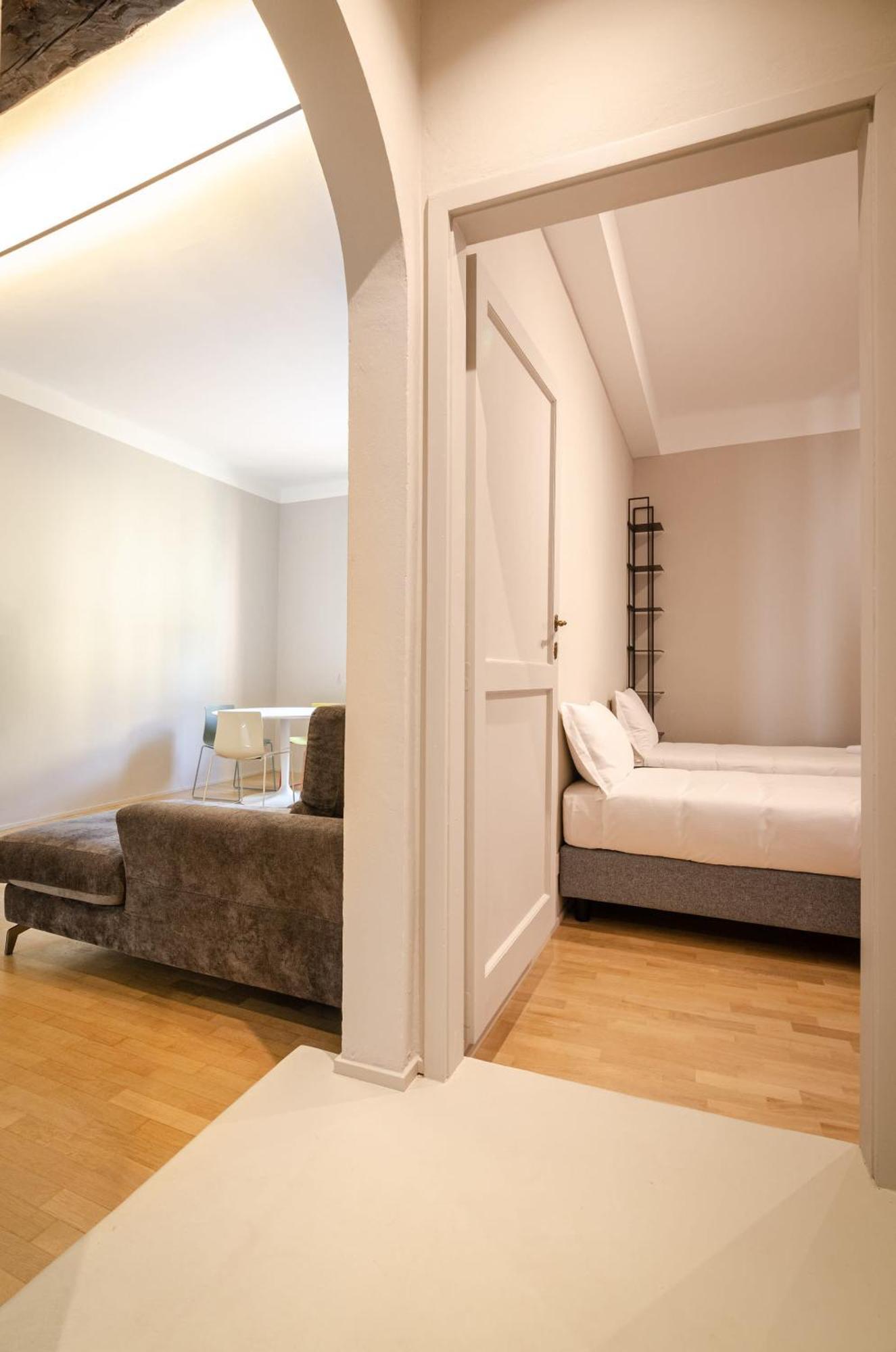 Luxury 2bed In Location