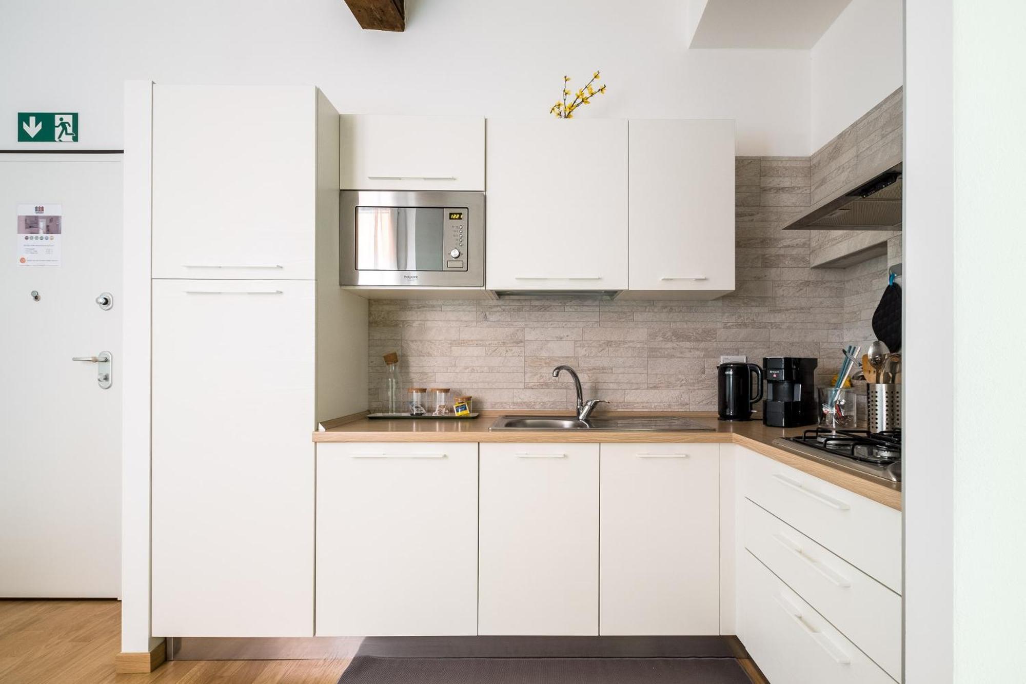 Apartment Canonica *