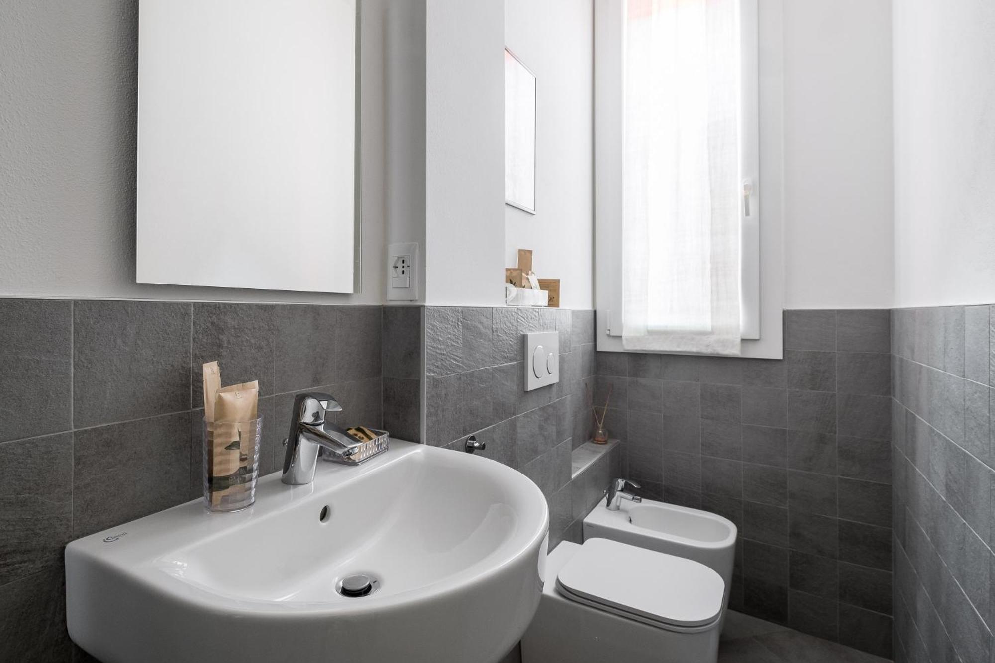 Apartment Canonica