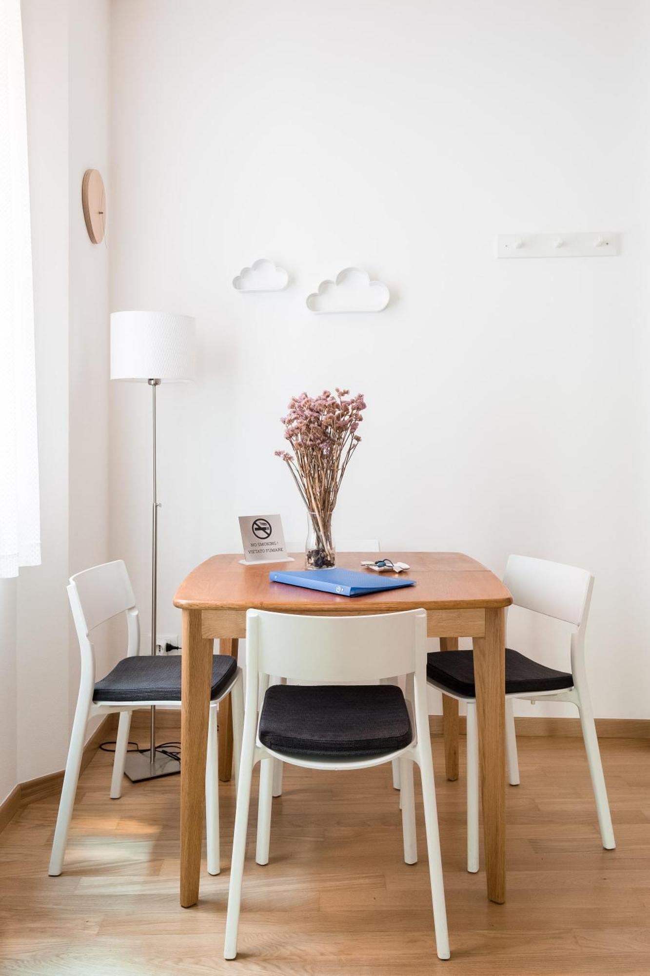 Canonica Apartment *