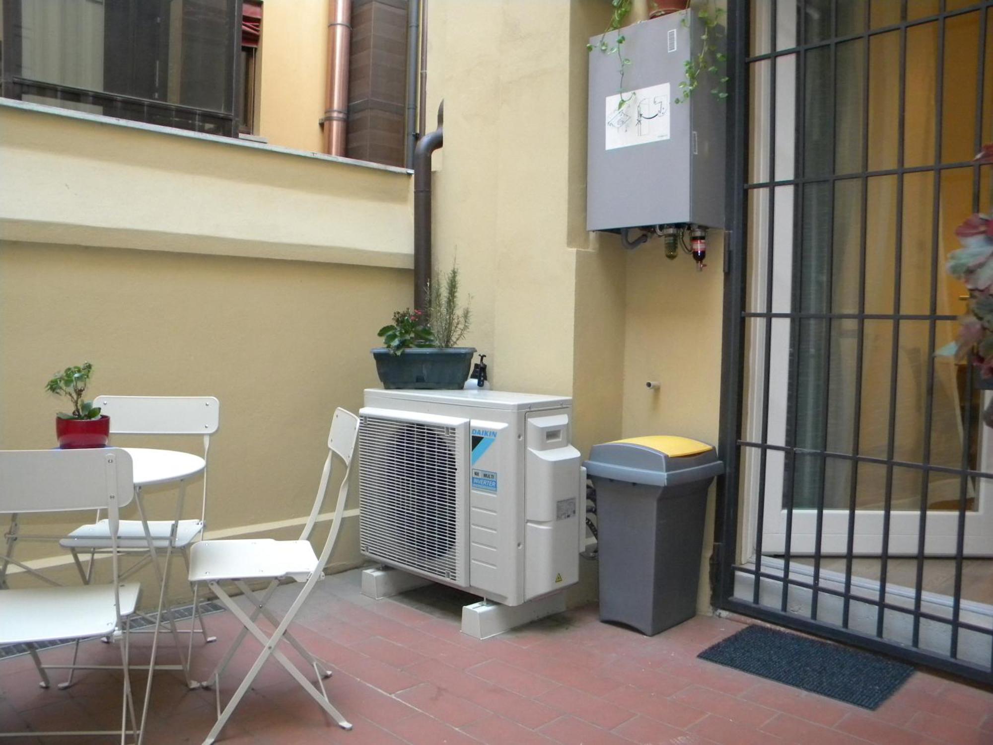 Apartment House Due Torri Bologna