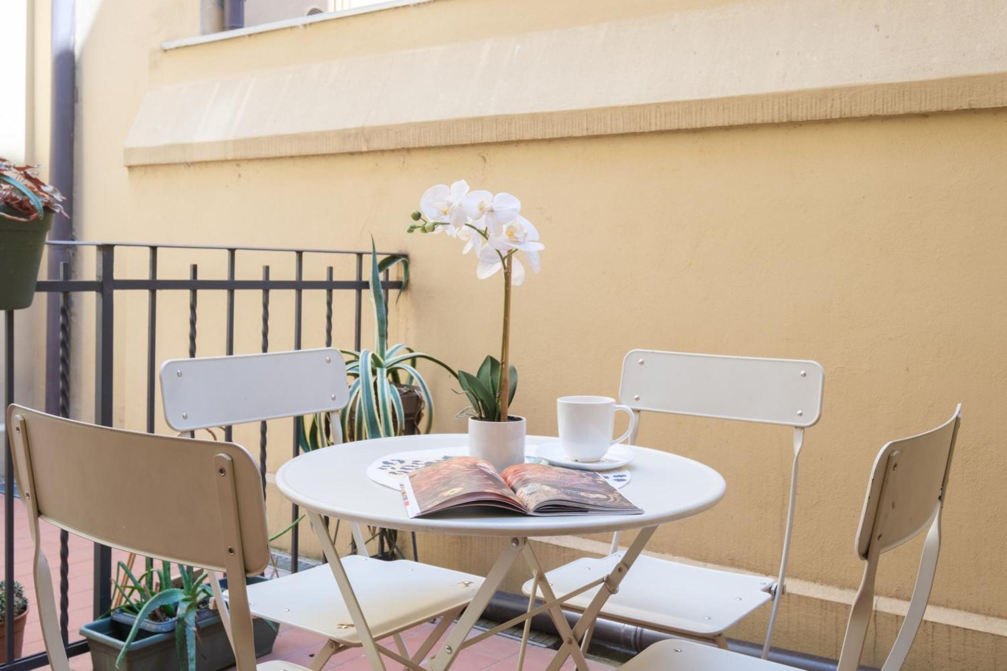 House Due Torri Apartment