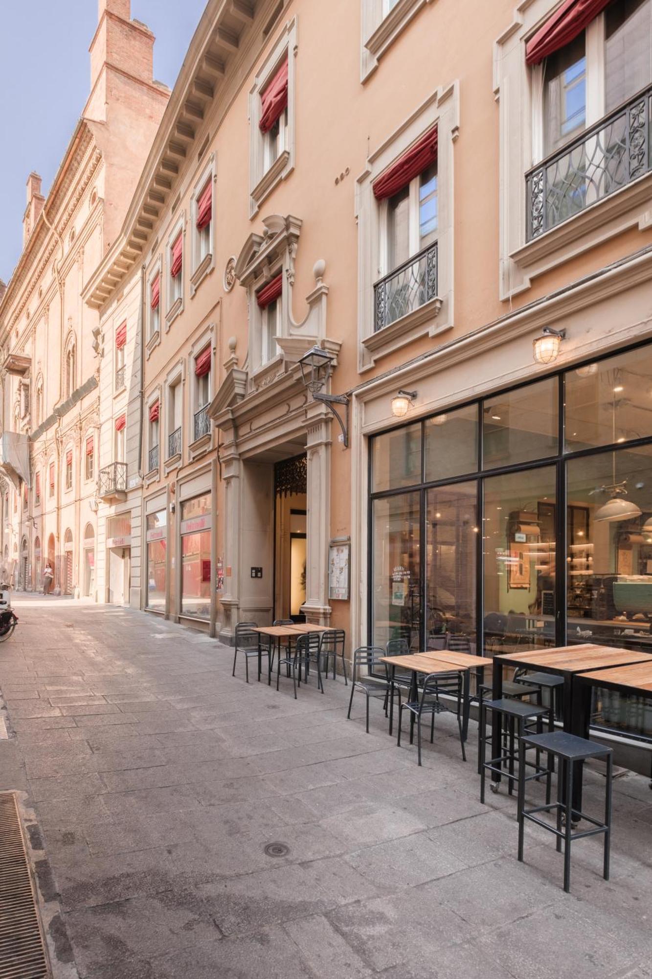 House Due Torri Apartment Bologna