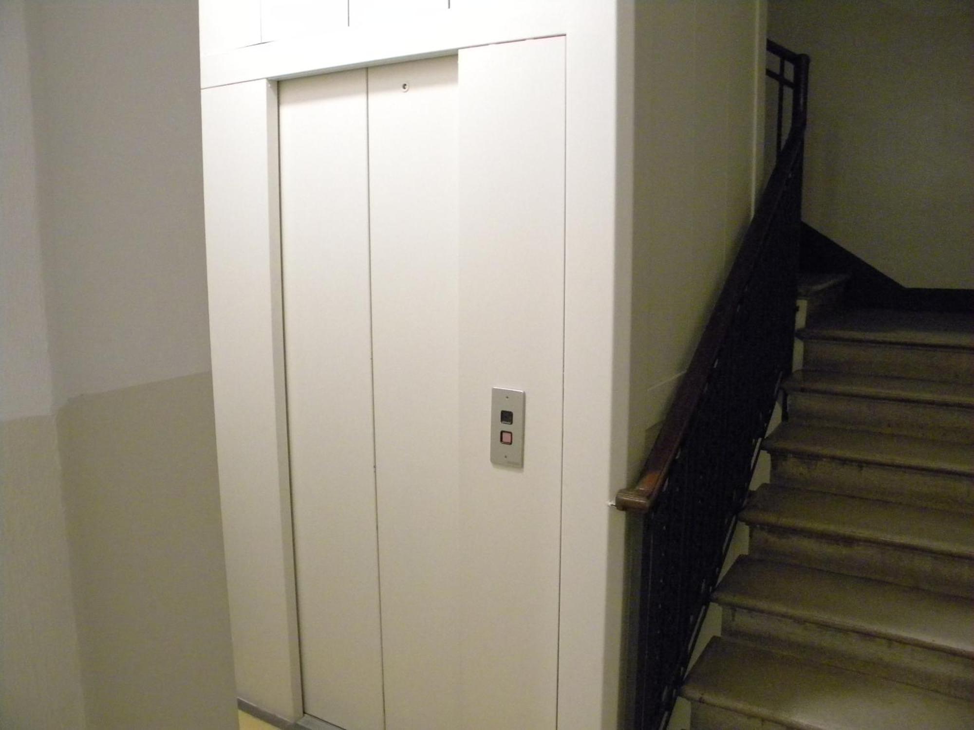Apartment House Due Torri *