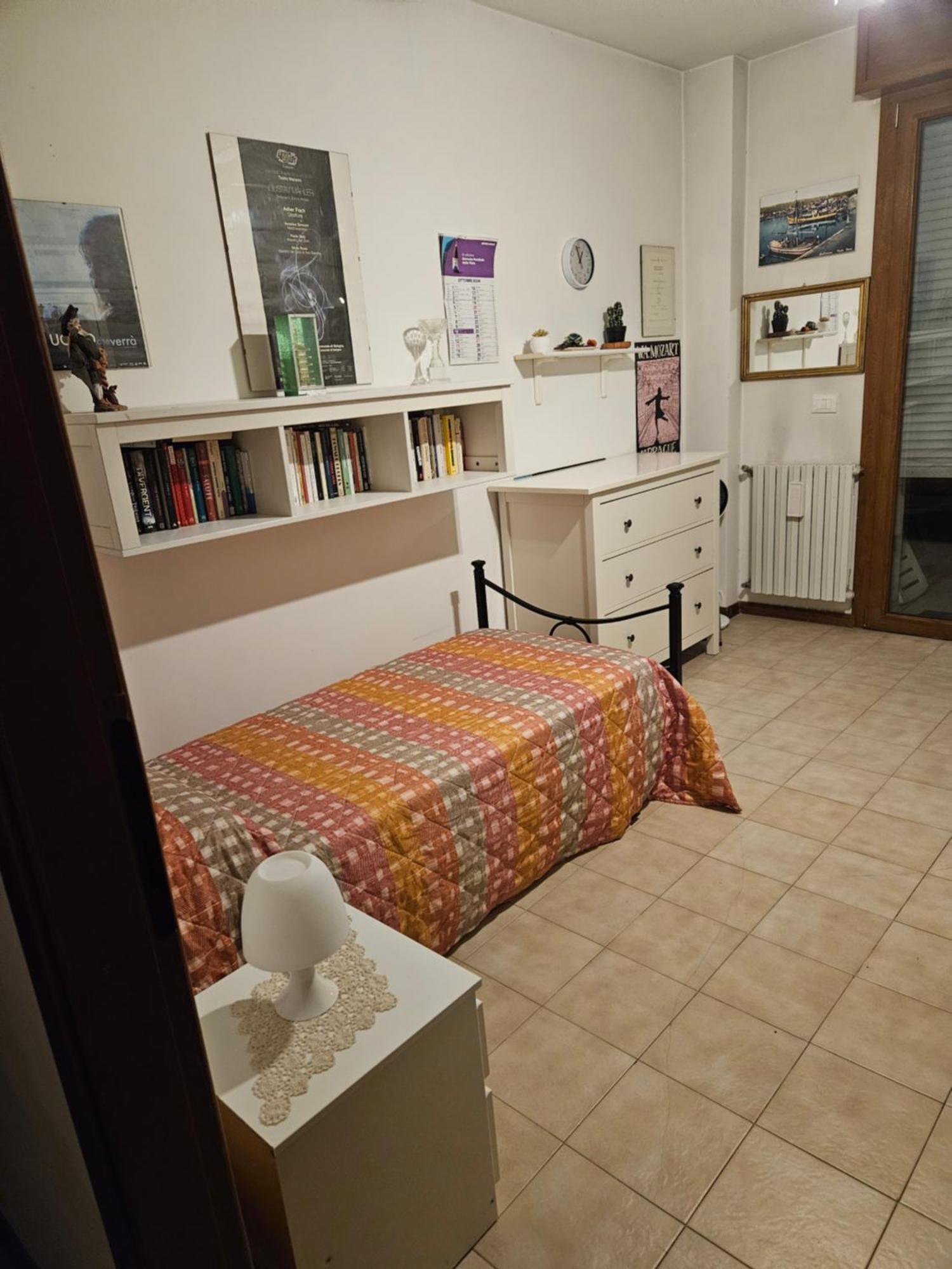 Stanza In Privato Zona San Vitale Hospedagem domiciliar *
