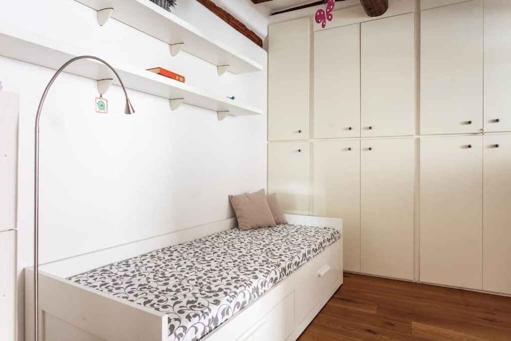 Apartment Retro In Centro Storico