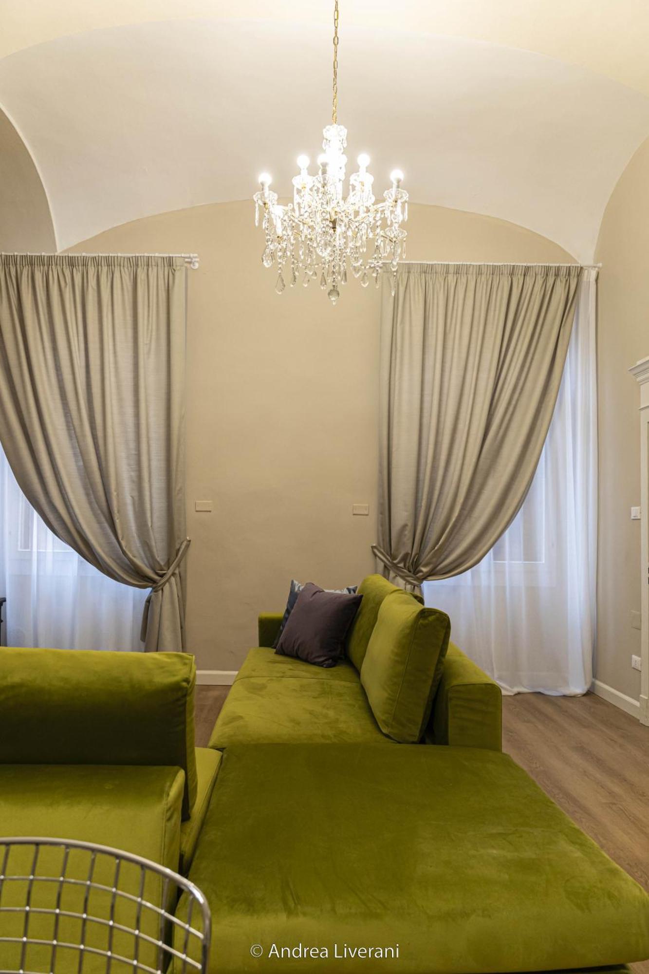 Bed & Breakfast Sibilla - Via Oberdan 13 *