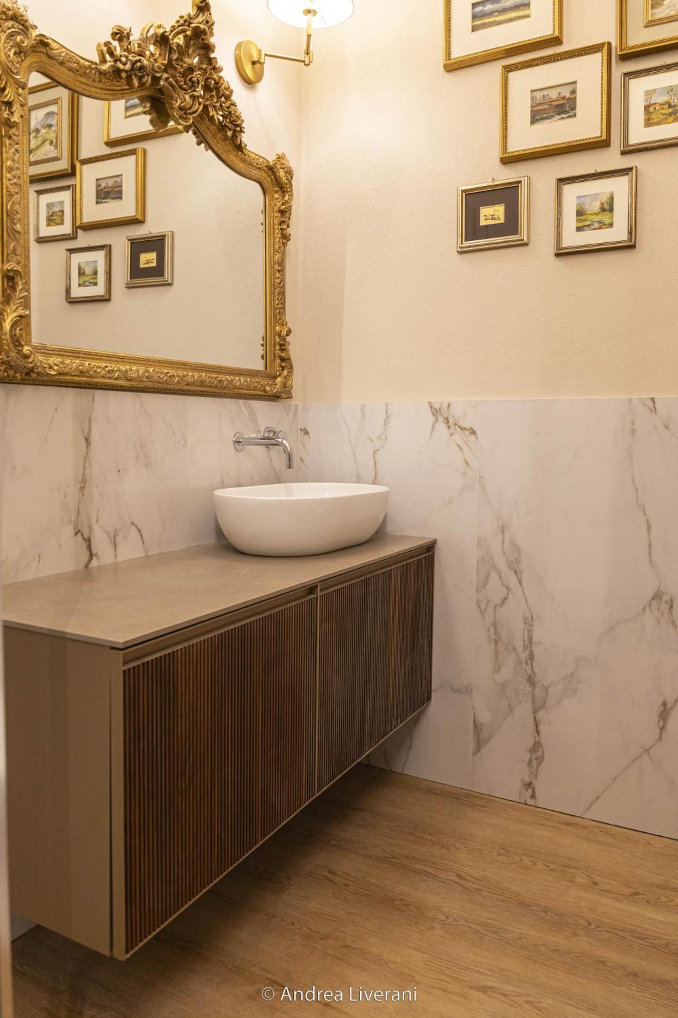Bed & Breakfast Sibilla - Via Oberdan 13 Bologna