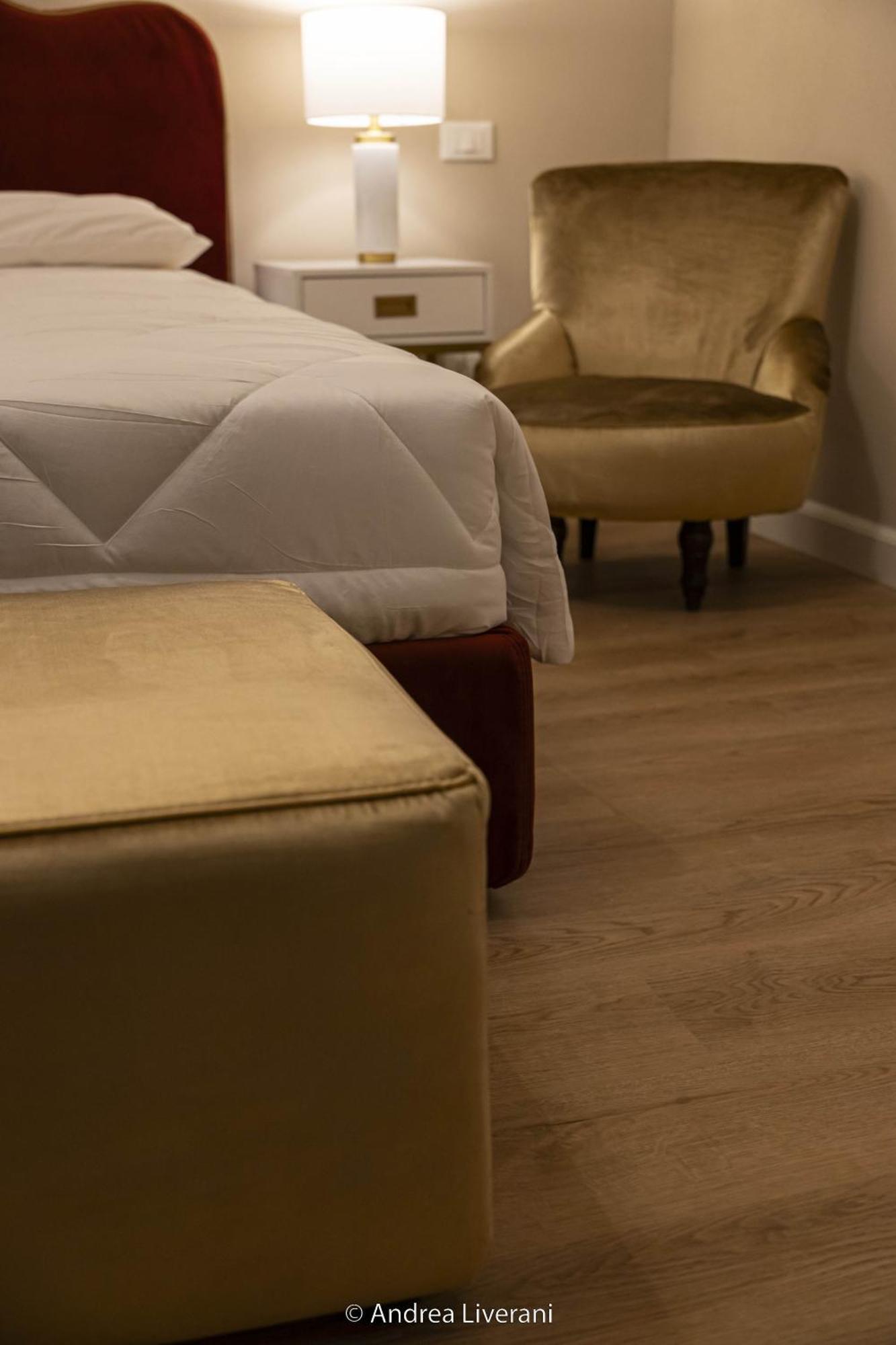 Bed & Breakfast Sibilla - Via Oberdan 13 Bologna