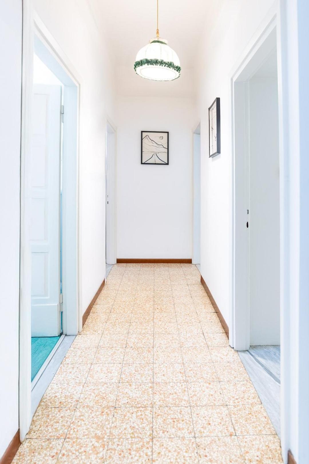 Private Parking 3bd Near Piazza Carducci