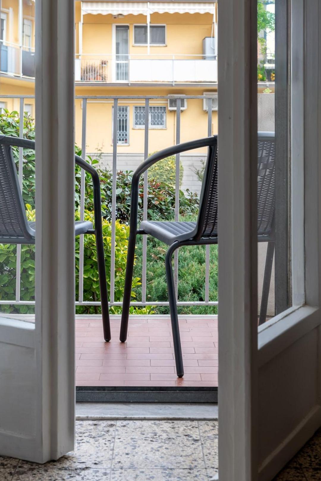 Private Parking 3bd Near Piazza Carducci Apartment Bologna