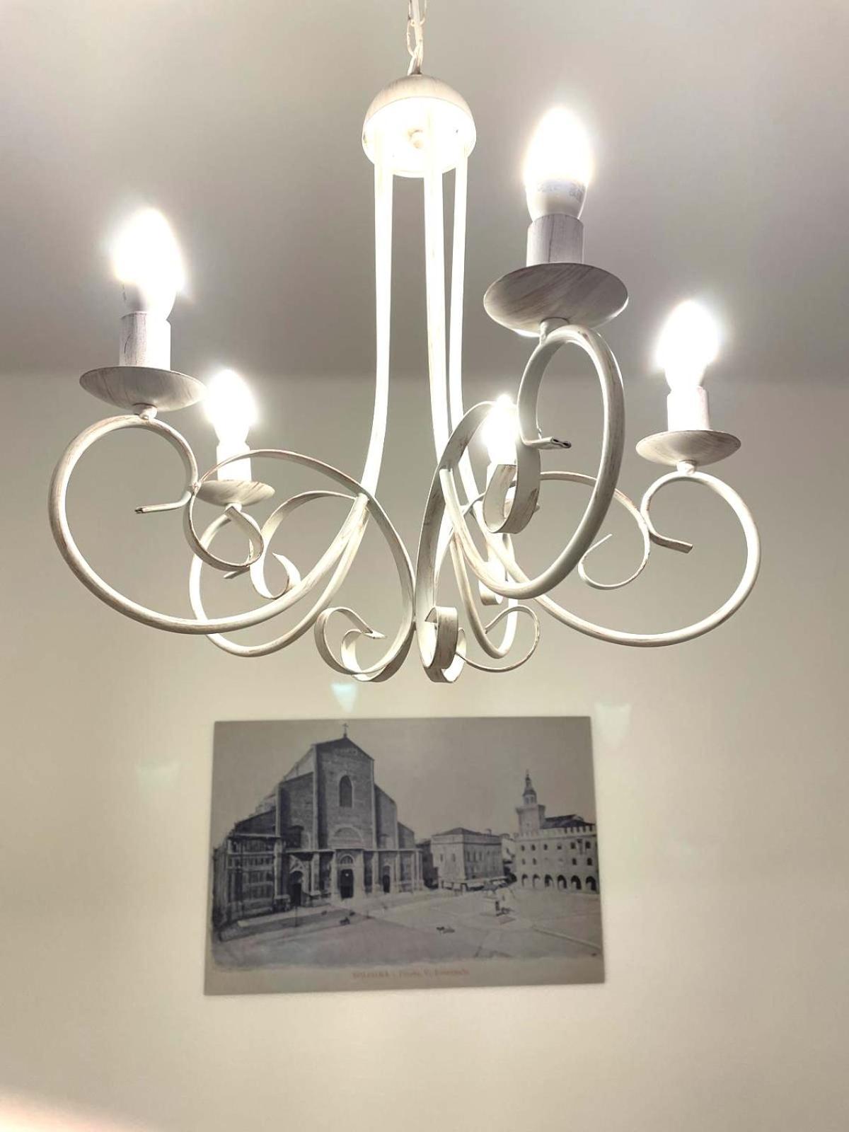 Brand New !!! Ancient Liberty Style Completely Renovated 2025 Bologna