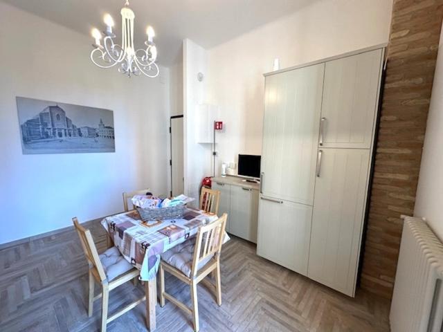 Brand New !!! Ancient Liberty Style Completely Renovated 2025 Apartment Bologna