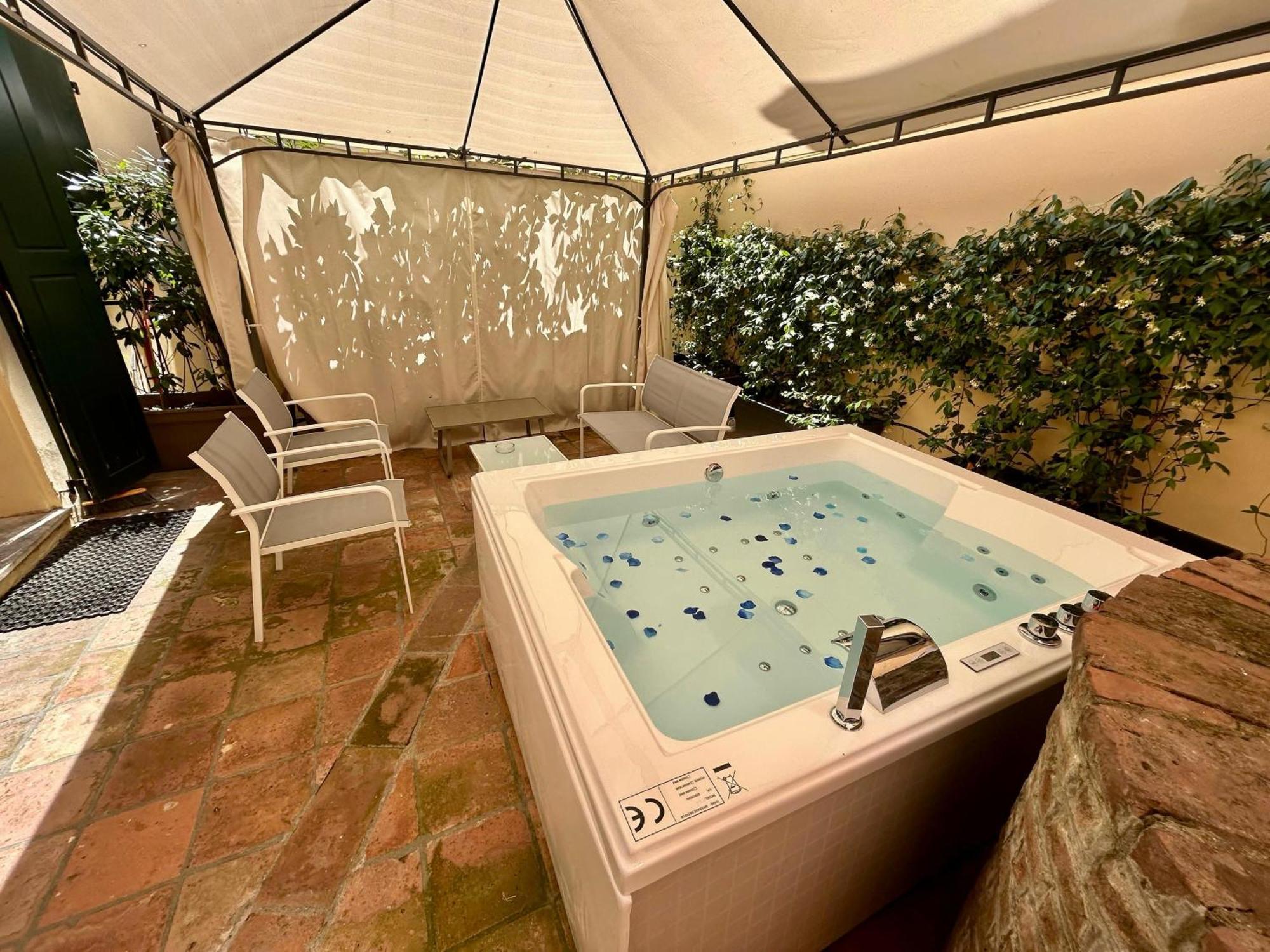 Apartment Frassinago Deluxe Suites-bolognarooms Bologna
