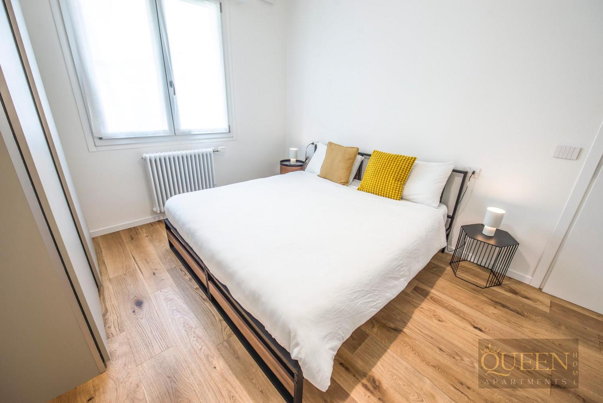 Queen Silvia Apartment *