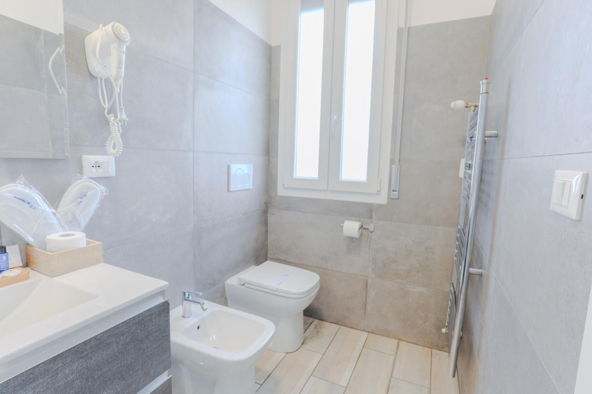 Holabologna Luxury And Flats 3*