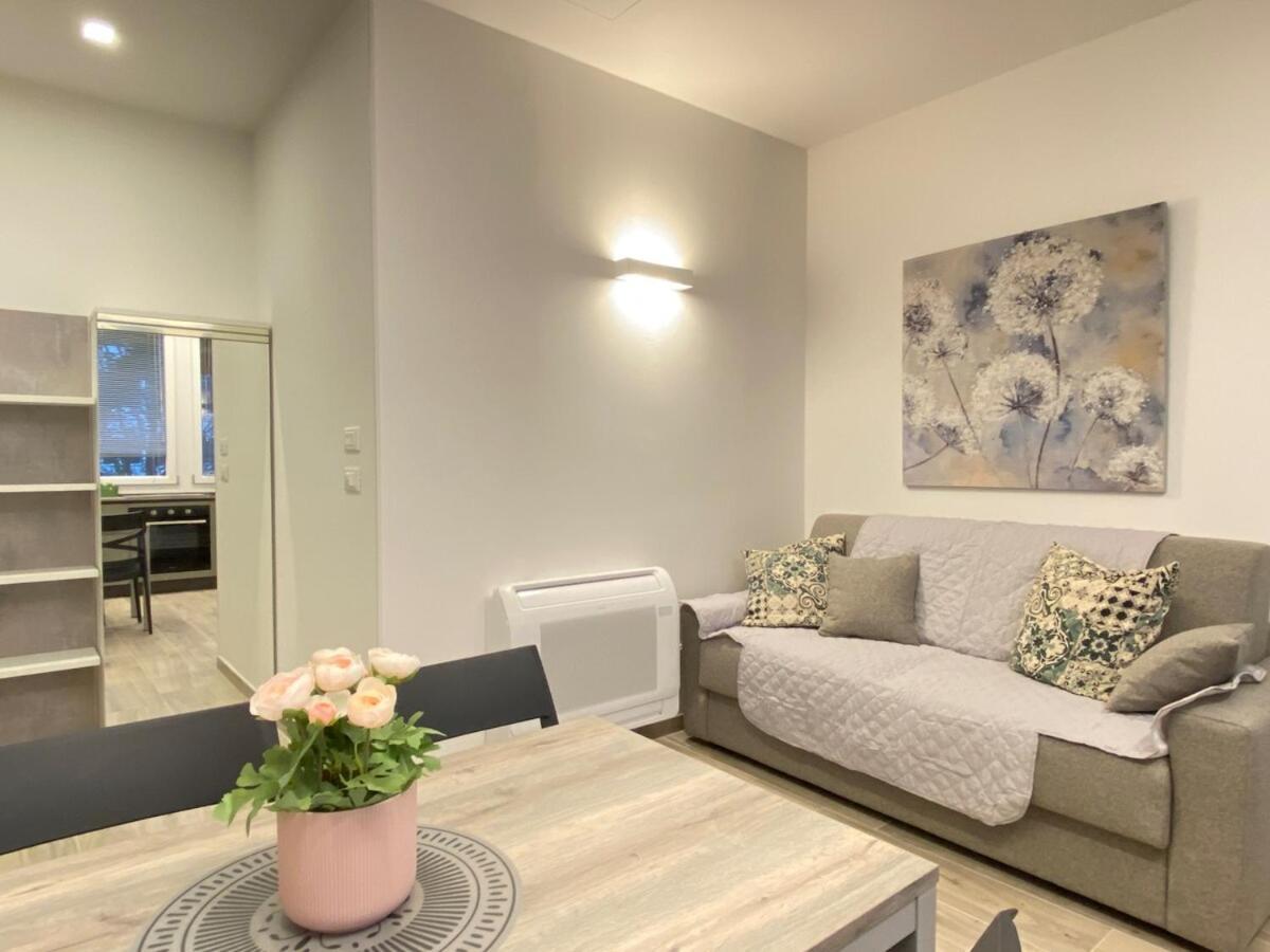 Emilia 5 Apartment Bologna
