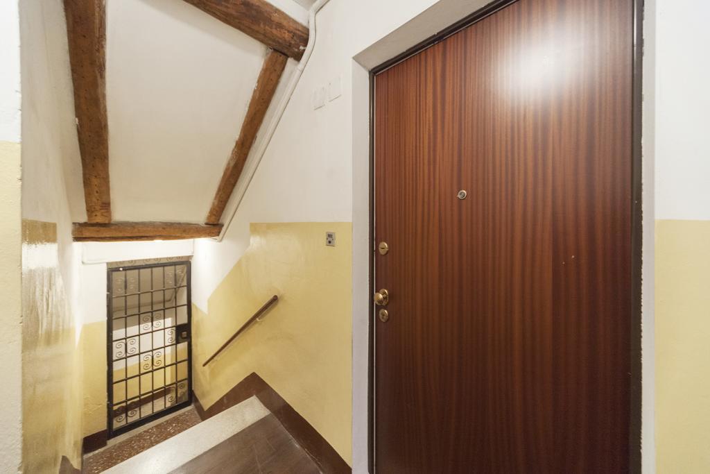 Ludovico De Varthema, Apartment Bologna
