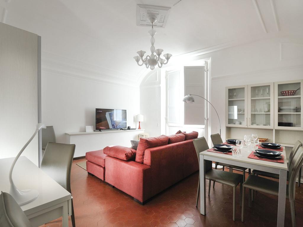 Halldis Luxury Apartment *