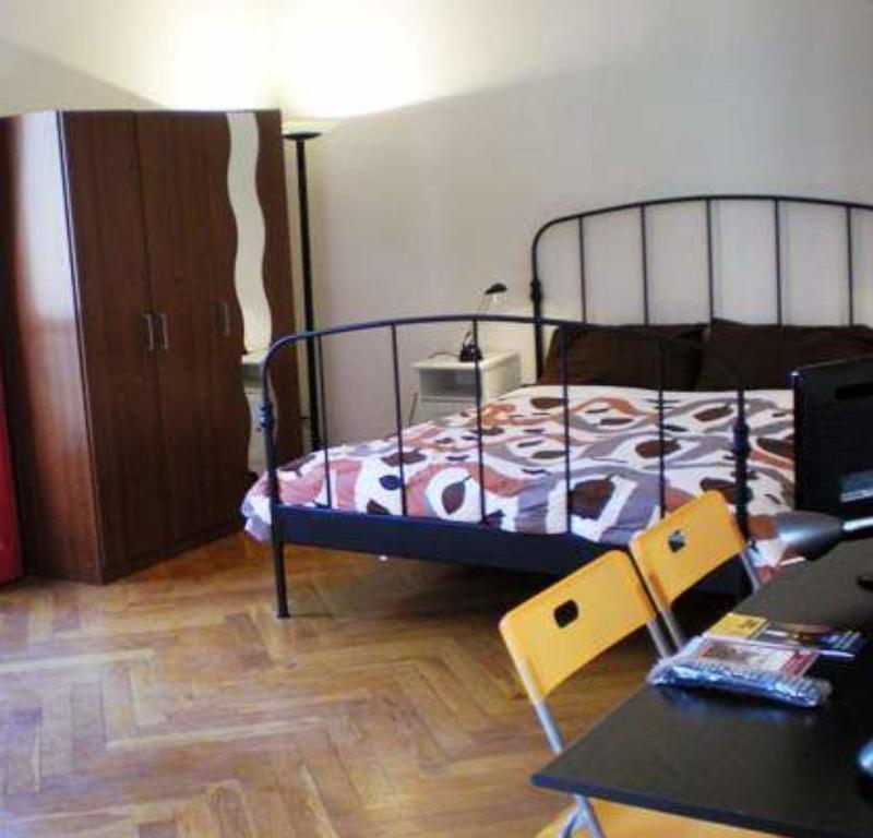 Old Town And 5* Bologna