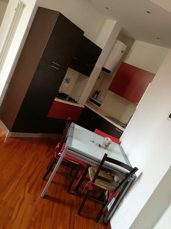 Residenza Piazza Dei Martiri 8 Apartment *