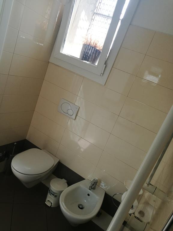 Apartment Residenza Piazza Dei Martiri 8 *