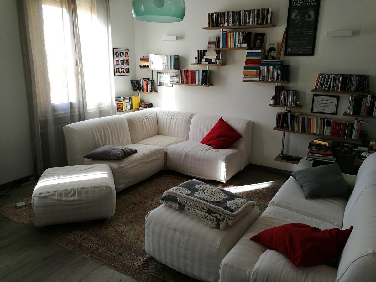Piazza San Martino Apartment
