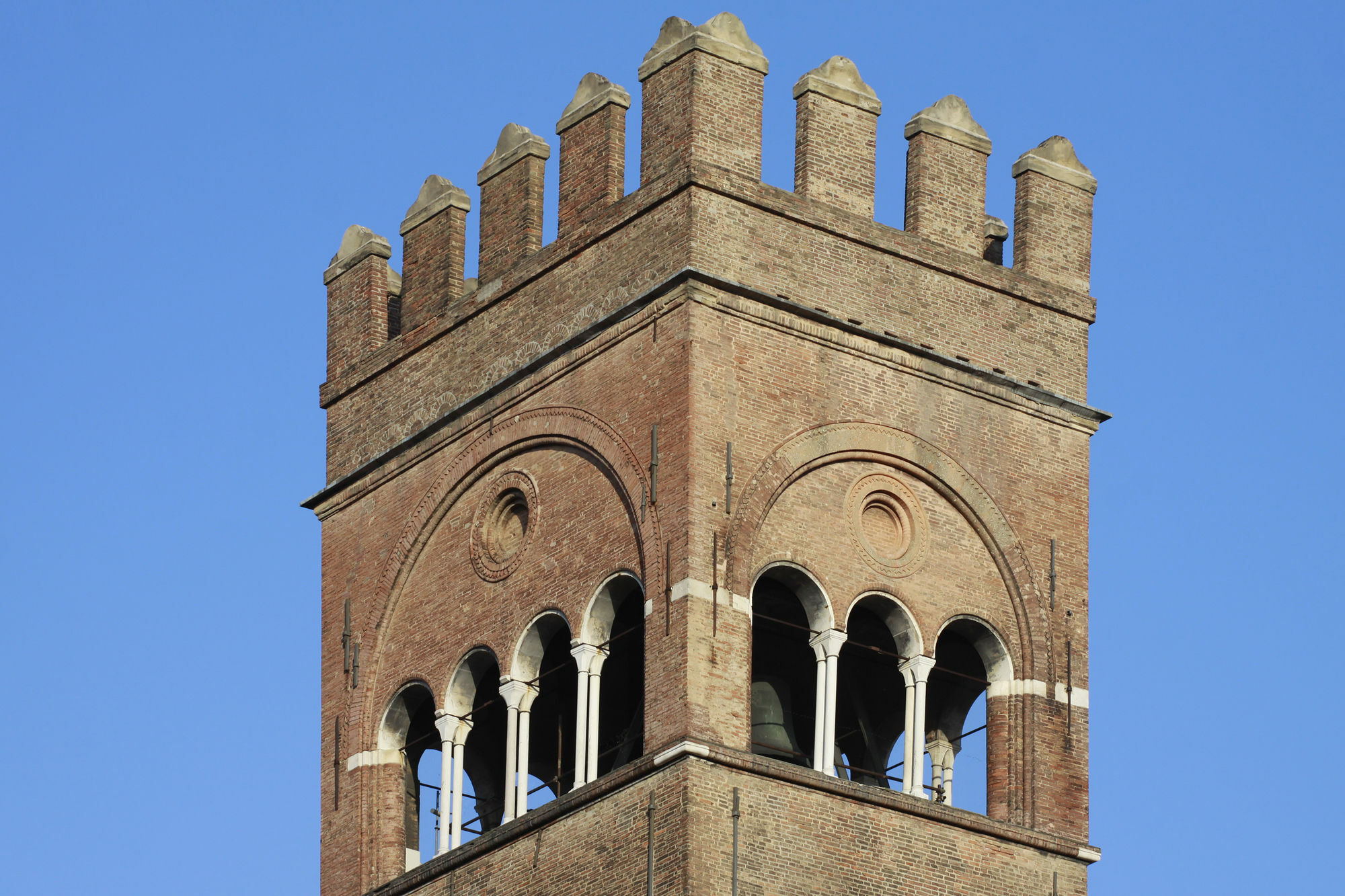 Casa Isolani Luxury Rooms Piazza Maggiore Guest house 2*