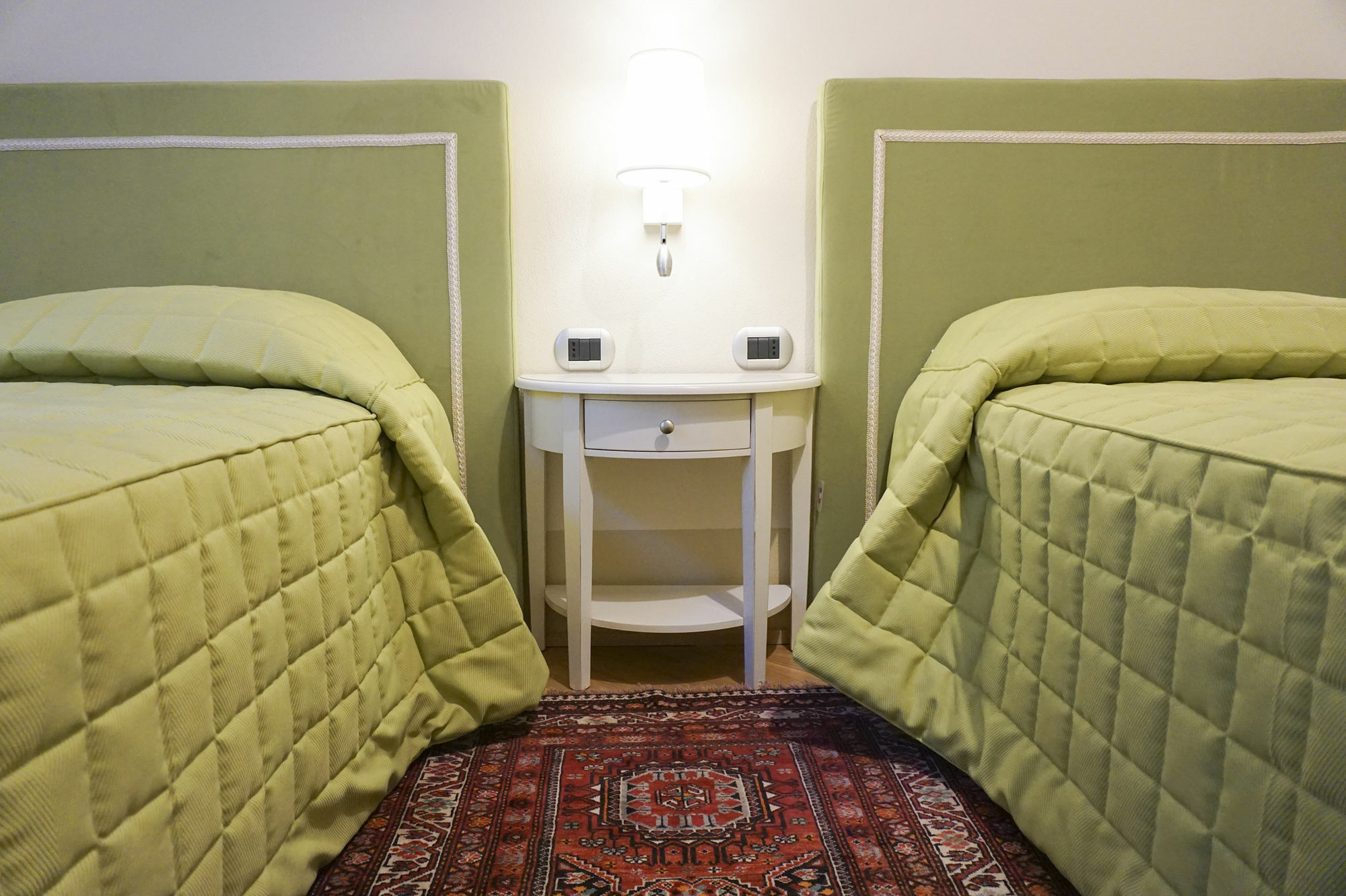 Casa Isolani Luxury Rooms Piazza Maggiore Guest house 2*