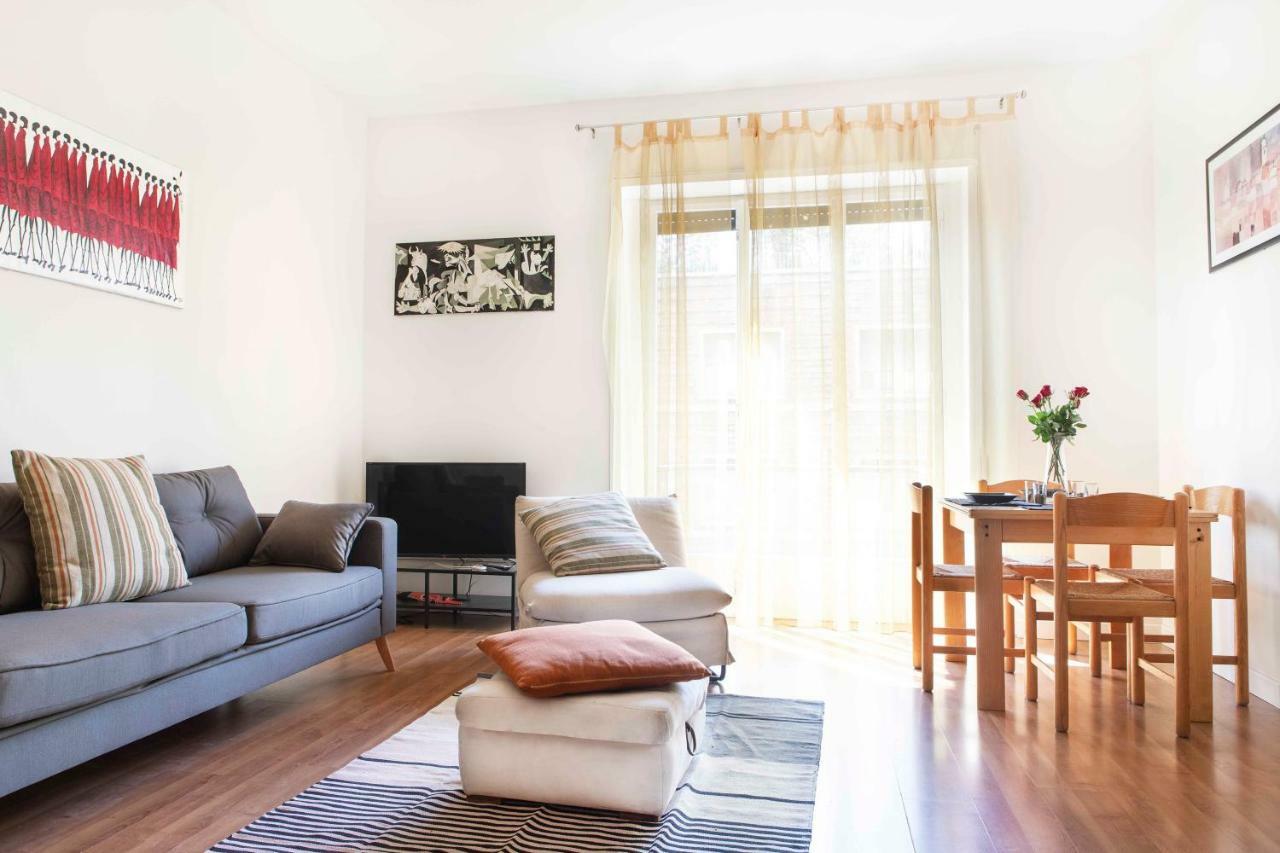 Halldis Luxury Apartment *