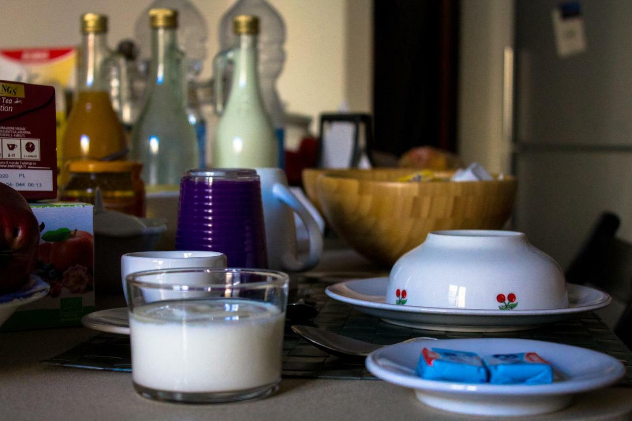 A Due Passi Dal Lumiere Frühstückspension *