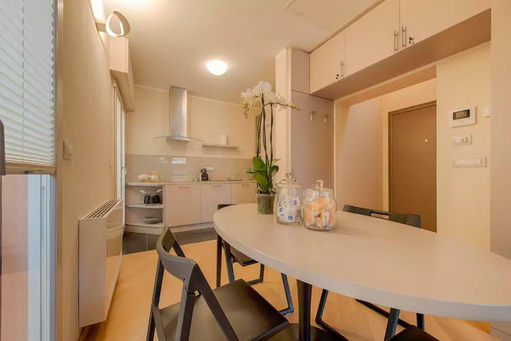 Apartment Altana Deluxe *