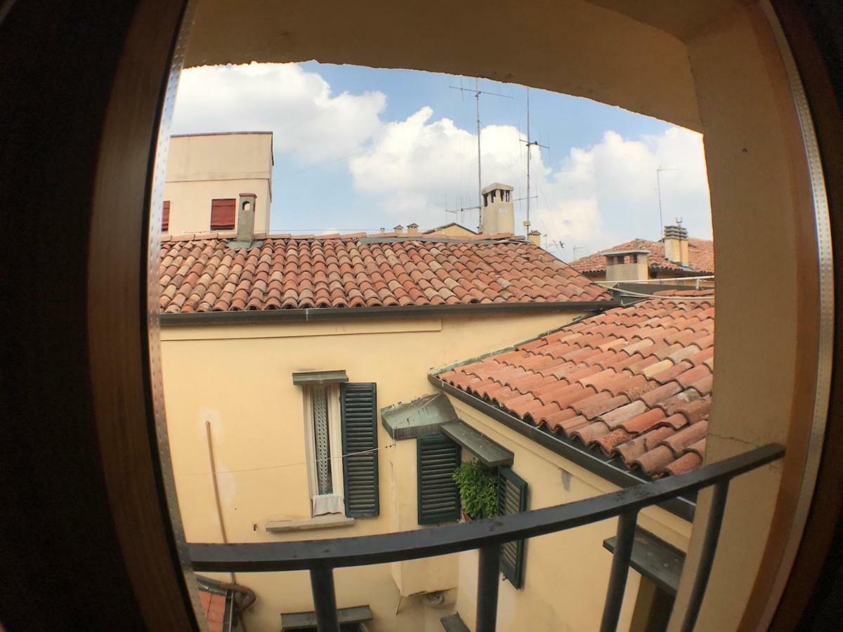 Sedicibis * Bologna