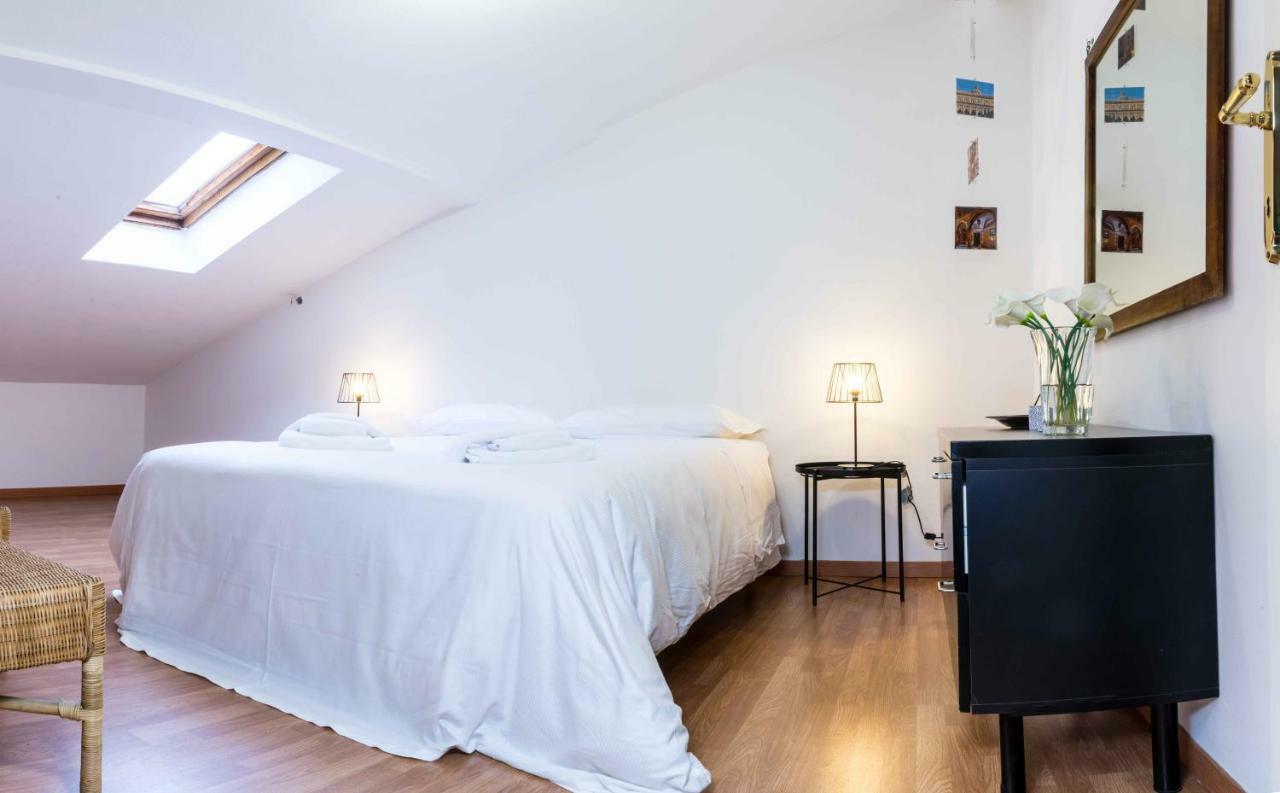 Casa Garisenda Apartment