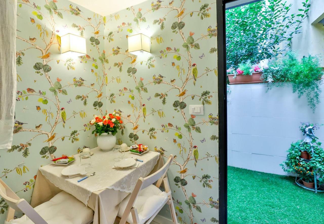 Guest house Via Del Pratello 61 *