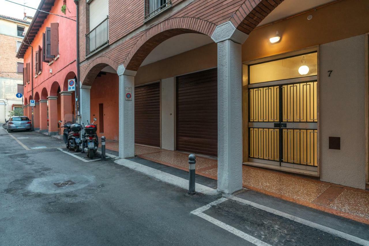 Dimora Santo Stefano: Ampia, Con Giardino Privato Apartamento Bolonha