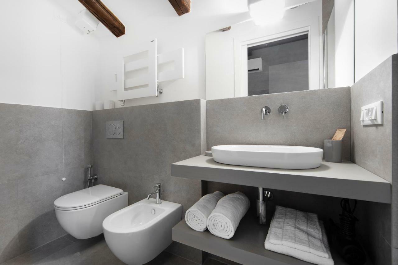 Halldis Luxury Apartment *