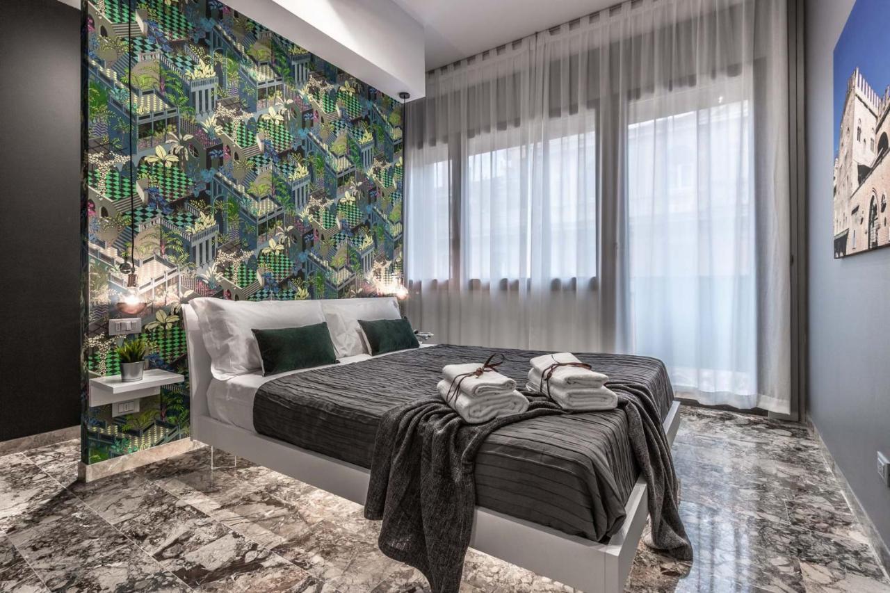 Ugo Bassi Apartment *