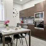 Bologna Centro Suite Ugo Lenzi, 6