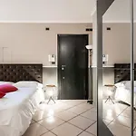 Studio Fusari A Piazza Maggiore By Wonderful Italy