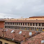 Studio Fusari A Piazza Maggiore By Wonderful Italy