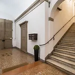 Appartamento Guerrazzi Vicino A Palazzo Garganelli