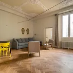 Appartamento D\'Azeglio Nel Salotto Di Bologna