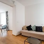 Santo Stefano Design Apartment By Wonderful Italy