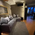 Attico Con Vista Spettacolare E Jacuzzi